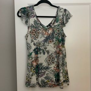 WHITE FLORAL BLOUSE ~ CABLE & GAUGE